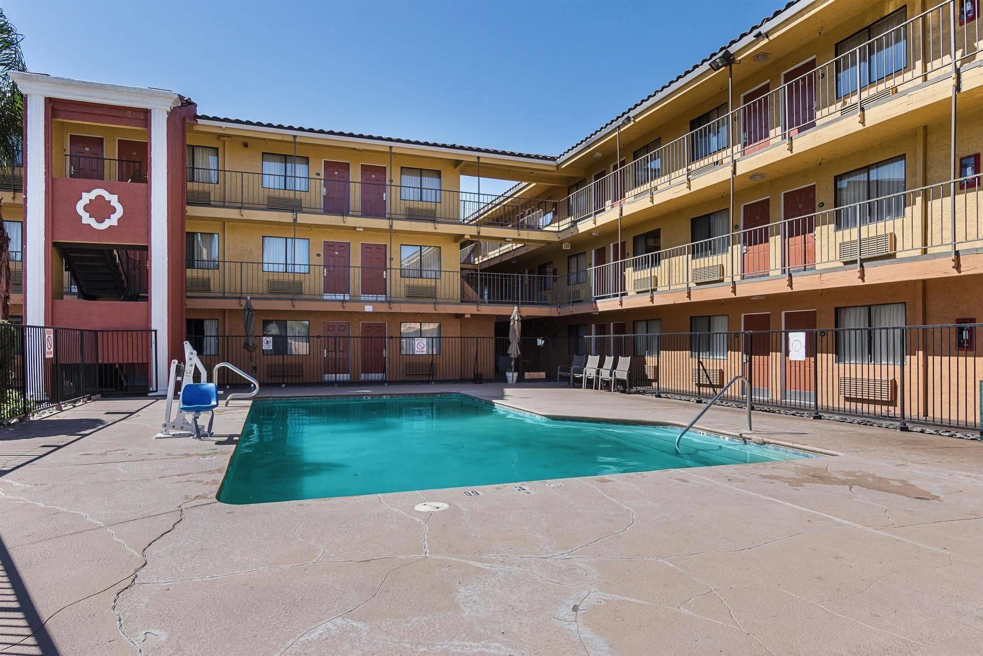 Motel 6-Stockton, Ca エクステリア 写真